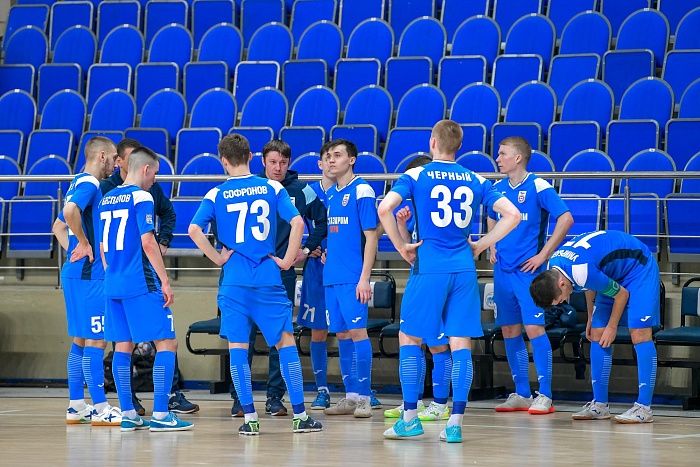 Черный оформил покер за югорских дублеров