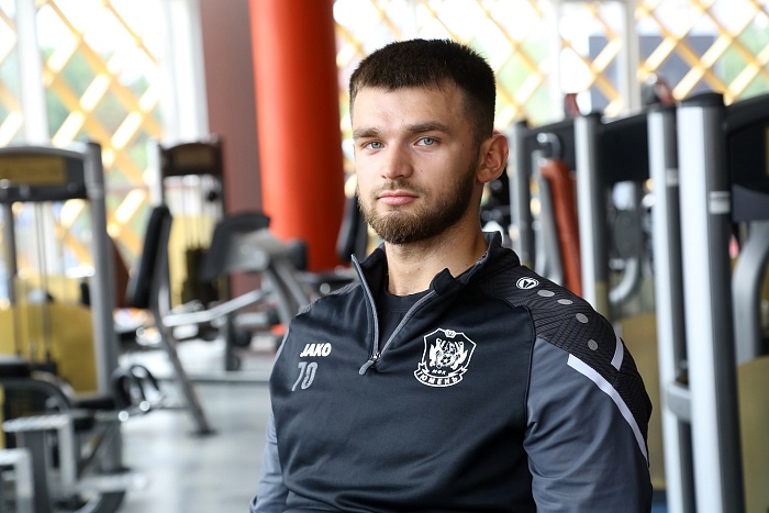 Исполнительный директор мини-футбольного клуба «Тюмень» Денис Харин: «Даже не сомневаемся, что аренда в «Факел» пойдёт Кириллу Суханову на пользу»