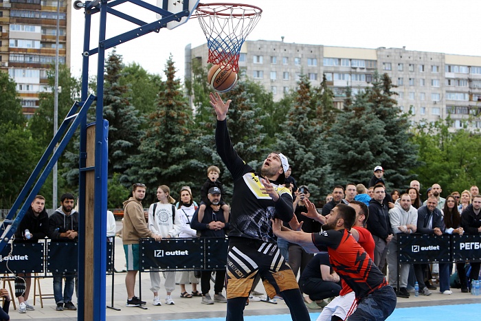 Первый в Тюмени турнир по регболу