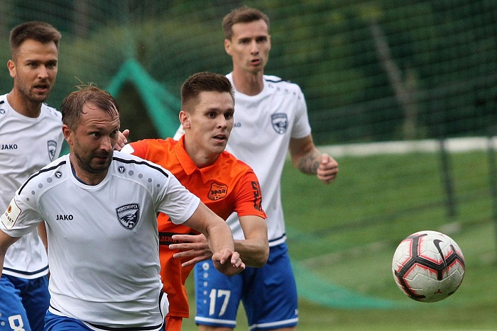 «Новосибирск» потерял очки в Сысерти