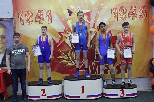 Лев Соколов: «Борьба понравилась, когда начали изучать броски»