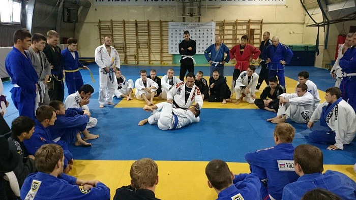 Мастера джиу-джитсу проведут бои в Тюмени!