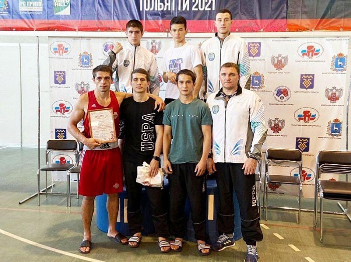 Спартаковцы встретились на ринге