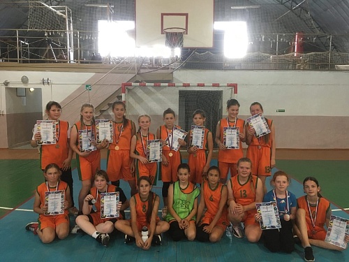 Трио Ореховых привело к победе