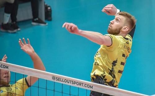 Максим Куликов пополнит «Урал»