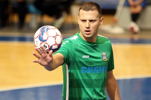 Черно-белые хотят сохранить Аксентиевича…