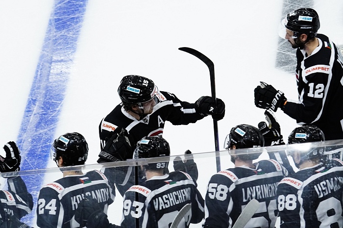 Хоккейный клуб «Рубин» обыграл команду из Челябинска!