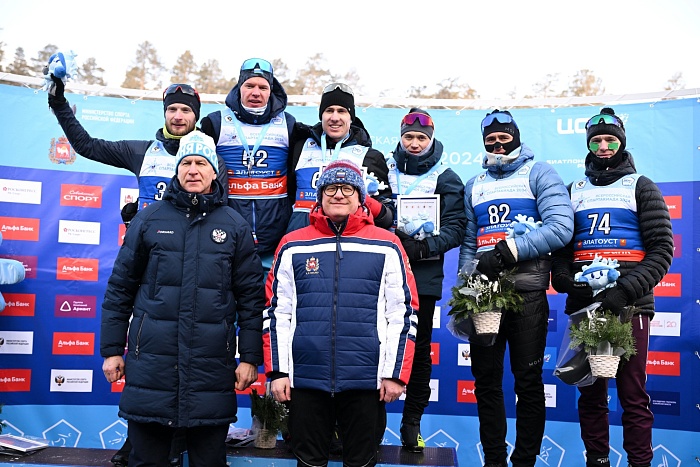 Мороз и ветер сбили прицел у биатлонистов. В спринте не дрогнули только Эдуард Латыпов, Кирилл Бажин и Даниил Серохвостов, попавшие в тройку призёров Спартакиады сильнейших