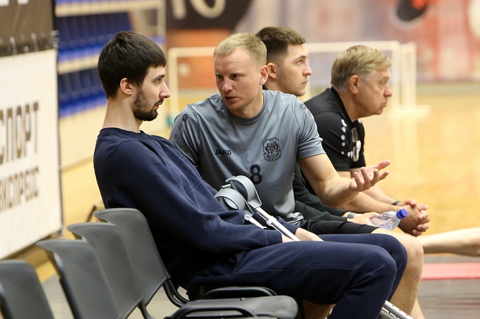 Тренировка МФК «Тюмень» под началом нового наставника Максима Горбунова