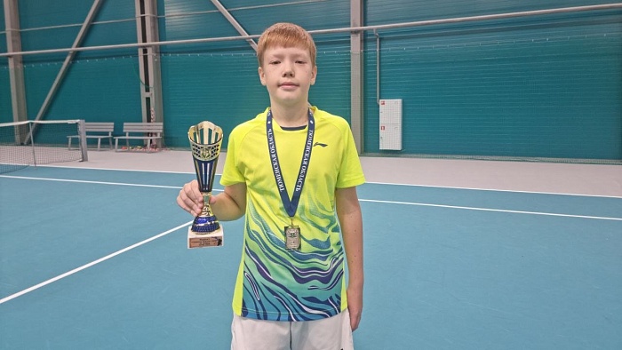 Теннисист тюменского Центра «Лидер» Ерлан Оспанов: «Все ходят на футбол и хоккей, а мне хочется отличаться!»