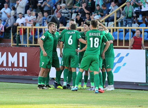 Сибиряки продолжают удерживать лидерство