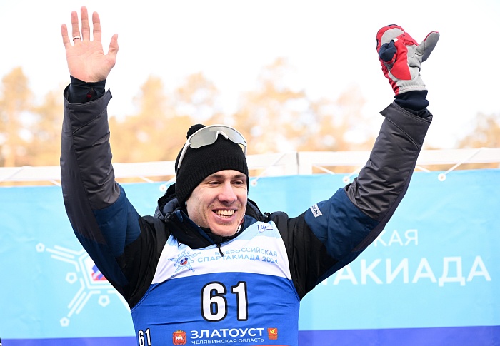 Эдуард Латыпов взял пример с Александра Большунова и завоевал своё второе золото на Спартакиаде по биатлону