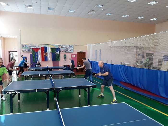 Валерий Харламов победил в Омутинском