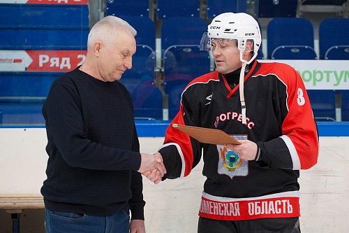 Анатолий Бондарев празднует 70-летний юбилей