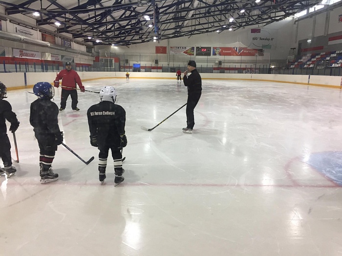 Мастер-класс Сергея Горева по технике катания с воспитанниками ДЮСШ № 1 Тобольска 2009 года рождения