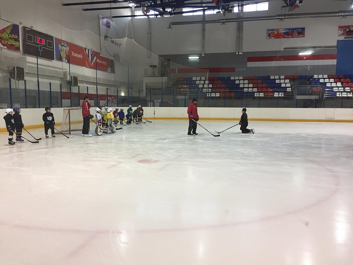 Мастер-класс Сергея Горева по технике катания с воспитанниками ДЮСШ № 1 Тобольска 2009 года рождения