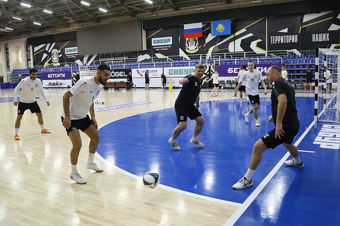 Тренировка футзального клуба «Тюмень»