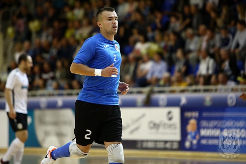 «Аят» привез трех вратарей в Тюмень