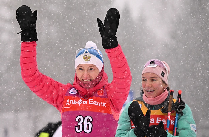 Итоги женской индивидуальной гонки финала Кубка России по биатлону: первое золото Анастасии Егоровой, а тюменку Викторию Сливко подвела стрельба