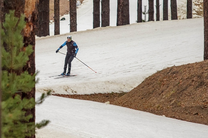 Биатлонисты из России и Казахстана тренируются в «Жемчужине Сибири»