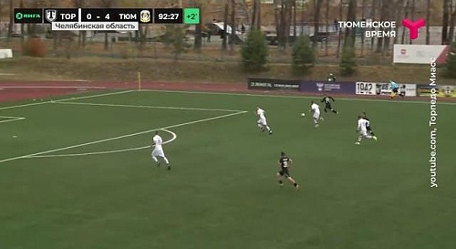 Футбольный клуб "Тюмень" после победы в Миассе возглавил таблицу первенства России