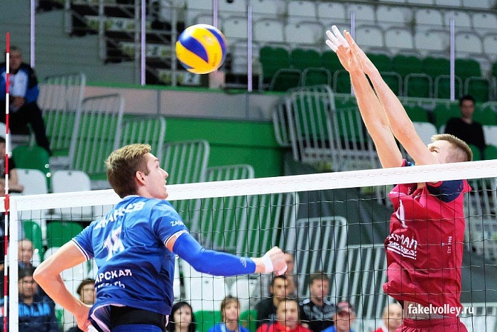 «Факел» вернулся в Новый Уренгой