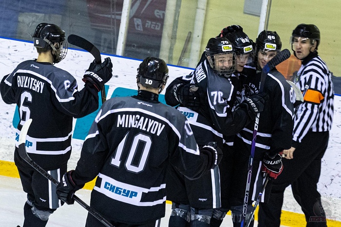 «Тюменский Легион» на поражение ответил разгромом!