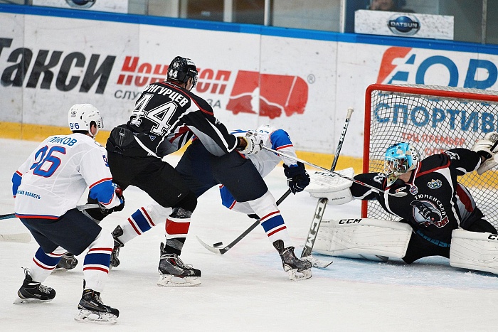 Фото Владимира ОГНЁВА