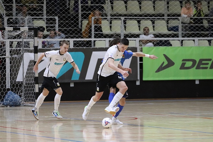 Данил Карпюк покером спас «Атырау» от поражения в чемпионате Казахстана по футзалу