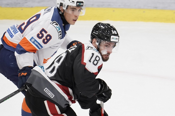 Тюменский хоккейный клуб «Рубин» уступил в Санкт-Петербурге «СКА-Неве»