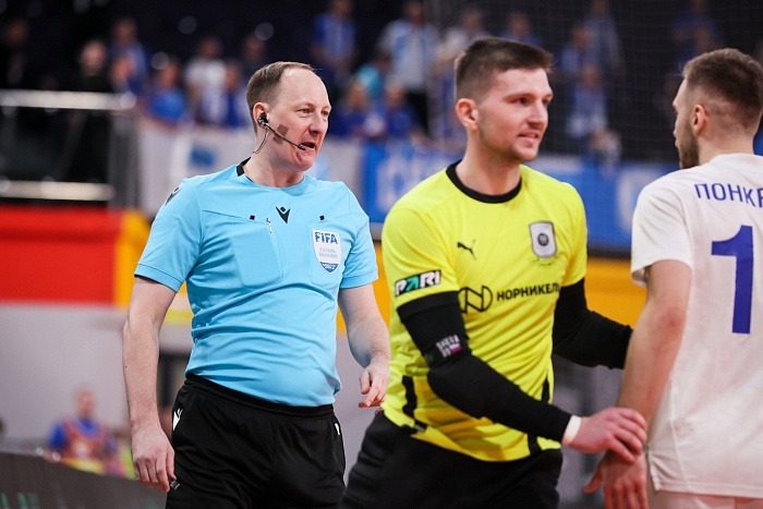 Тюменец Виталий Грошев будет главным арбитром матчей Суперлиги в Югорске