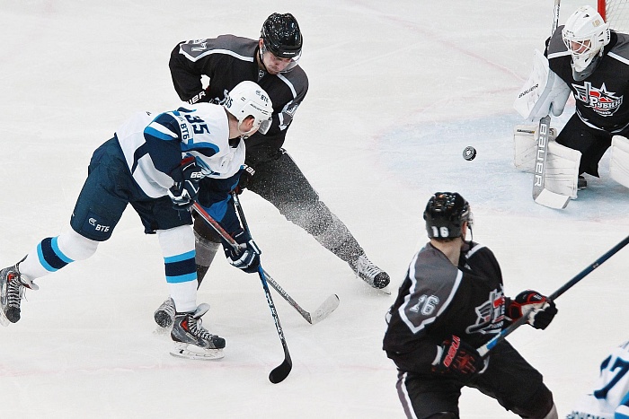 Фото Владимира ОГНЁВА.