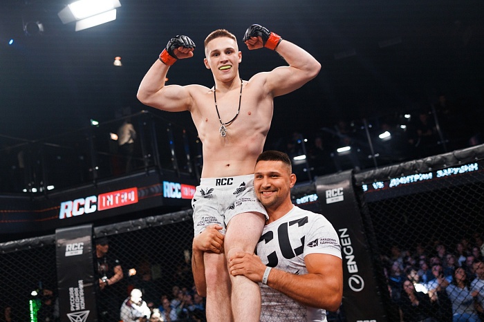 Главный тренер тюменского Центра ММА Роман Мухамедшин: «Я поднимал на плечи ребят после побед, ещё когда они были детьми»