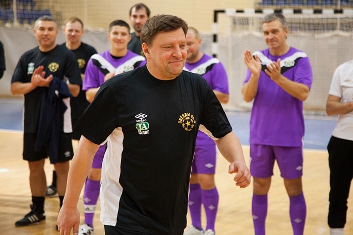 Лучший нападающий турнира Вячеслав КАМОЛЬЦЕВ (