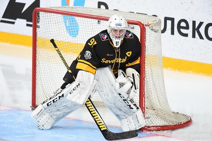 Тюменский клуб подписал молодого вратаря из КХЛ