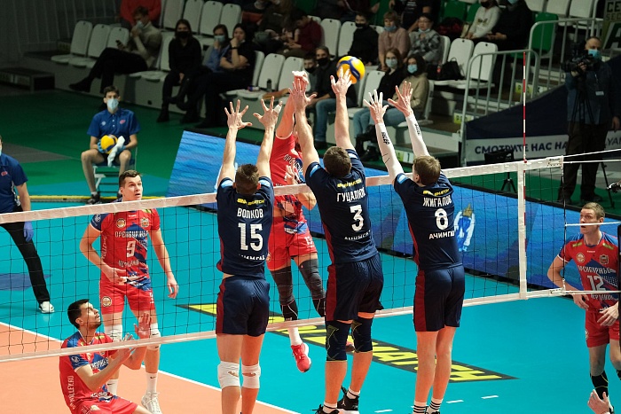 «Факел» дома не испытал проблем