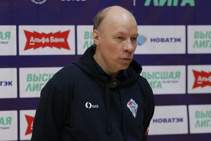 Команда экс-тренера «Тюмени» Андрея Комарова удачно начала 14-й тур