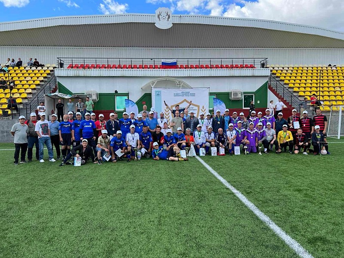 Омутинский «Рубин» уступил в финале, а Евгений Осинцев и Денис Абышев блеснули в турнире памяти Бориса Петровича Елькина