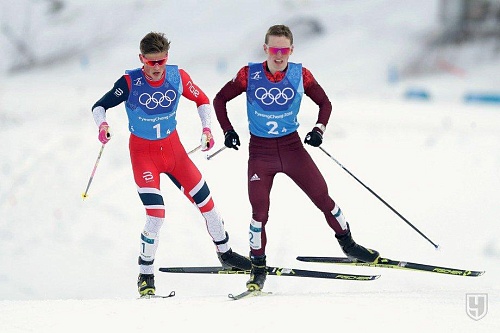 Спицов и Большунов побегут в командном спринте за медалью!