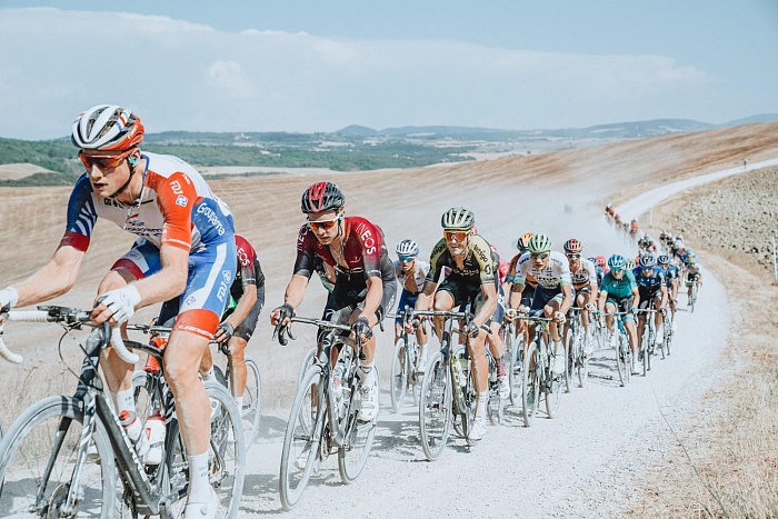 На французском шоссе преследуют Кокара