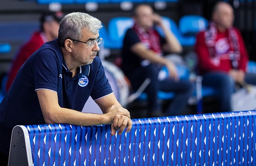 Наставник дисквалифицировали  и оштрафовали