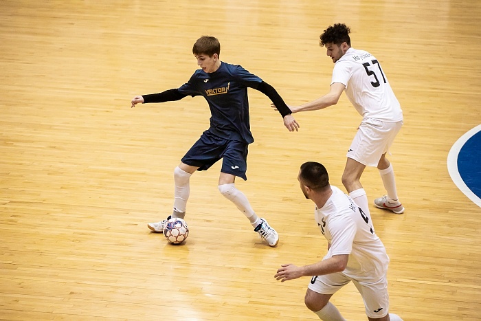 «Славстрою» хватило одного гола для победы над «Вектором»