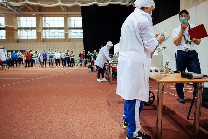 Абатские дояры быстро бегали