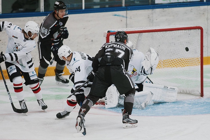 Фото Владимира ОГНЁВА