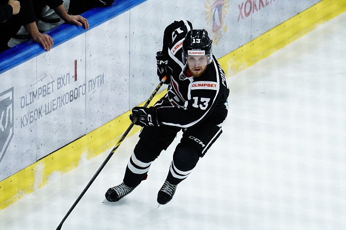 Нападающий хоккейного клуба «Рубин» Никита Попугаев: «Переживал после прошлой игры и рад, что забросил в этой»
