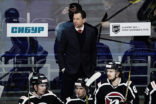 Главный тренер хоккейного клуба «Рубин» Денис Ячменёв: «Пару драк провели и победили»