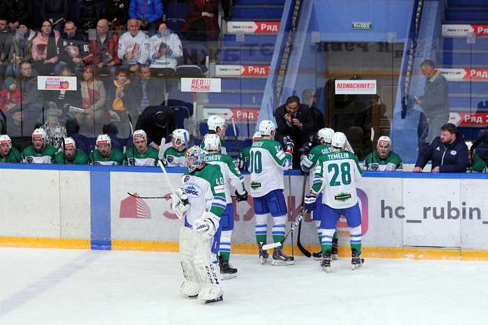 Игрока «Тороса» наказали за контакт с арбитром (ВИДЕО)