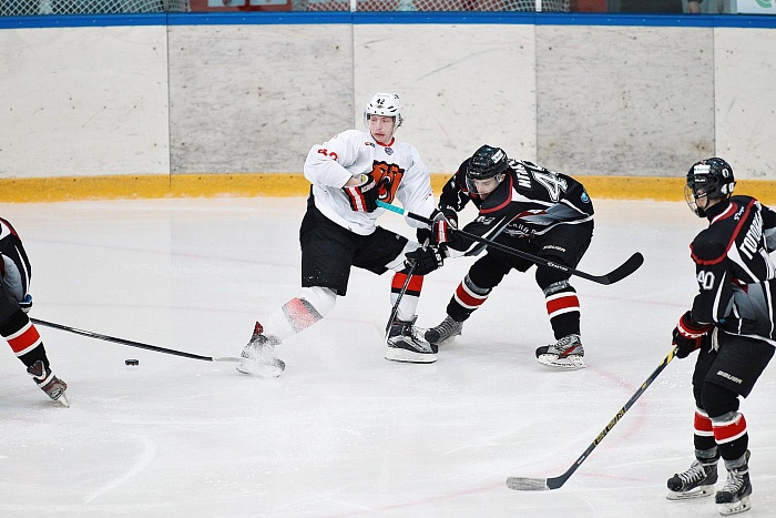 Фото Владимира ОГНЁВА