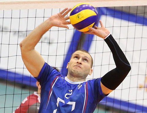 Связующий Валентин Иванов, игравший за тюменский клуб ещё в 2008-м году, по-прежнему в деле