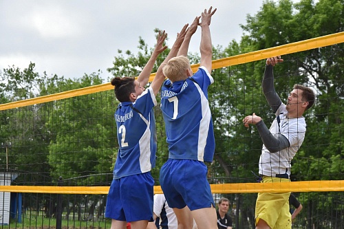 Хозяева победили при помощи тюменцев